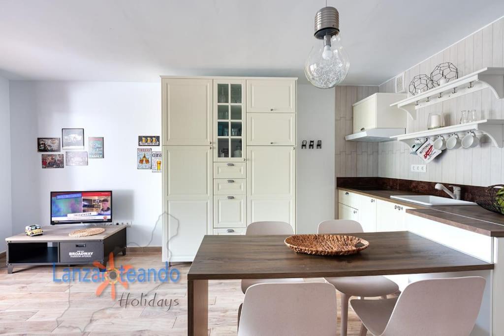 Vivienda Vacacional Cactus Коста-Тегісе Екстер'єр фото